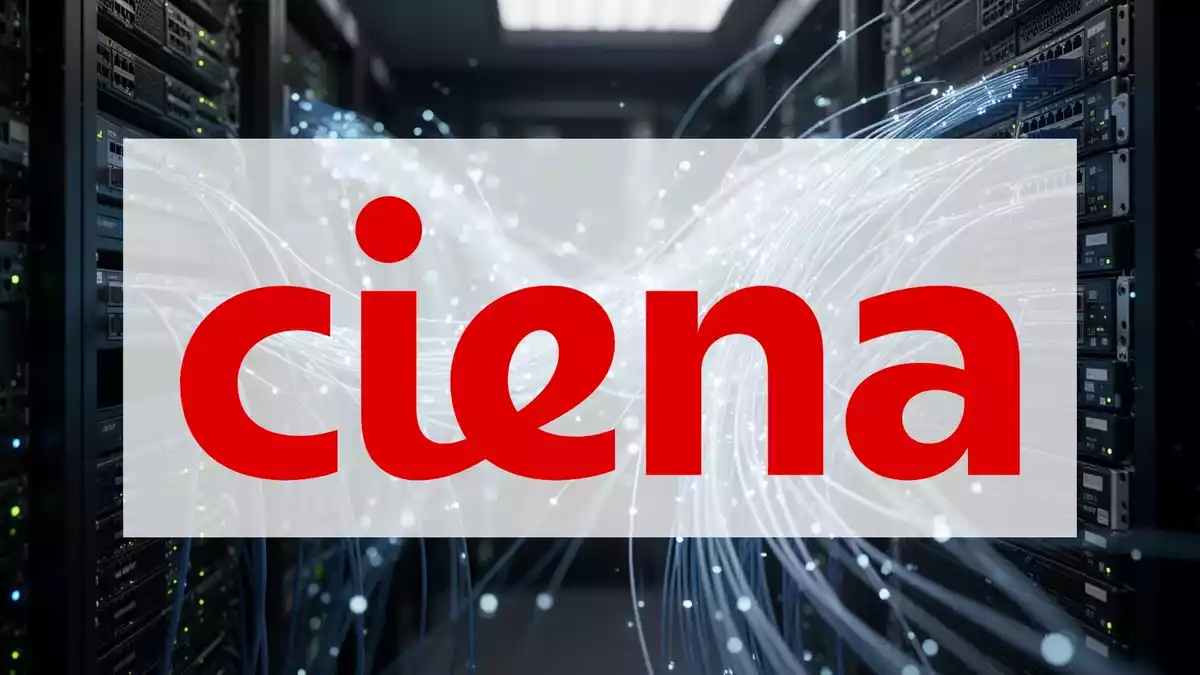 Ciena-Aktie fällt: Branchenausverkauf und Analysten mit gemischten Kurszielen