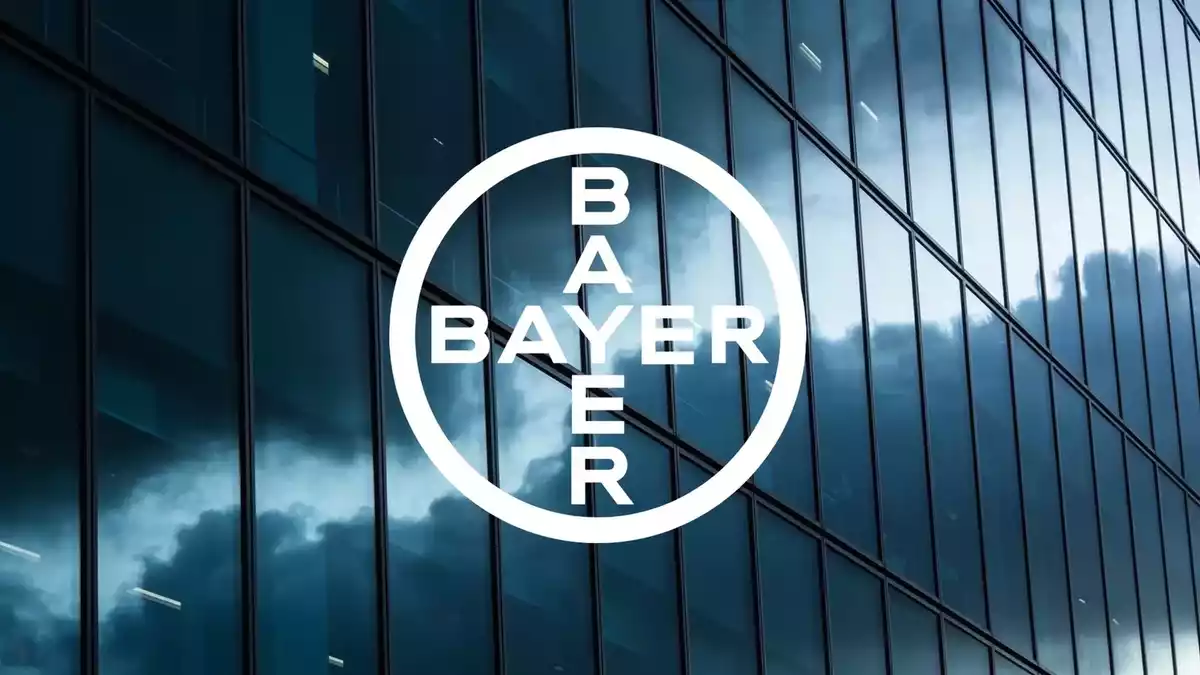 Bayer Stock Rises on Lung Cancer Approval, Debt and Glyphosate Deadlines Loom