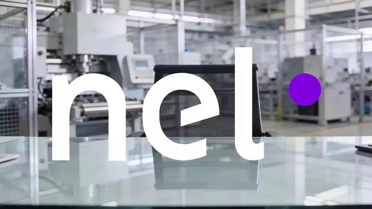 Nel ASA Faces CEO Exit, Cash Drain, and Analyst Downgrades