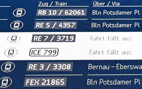 Im ersten Halbjahr sind rund 8 Prozent der Fernzüge der Deutschen Bahn ganz oder teilweise ausgefallen. (Archivbild) - Foto: Elisa Schu/dpa