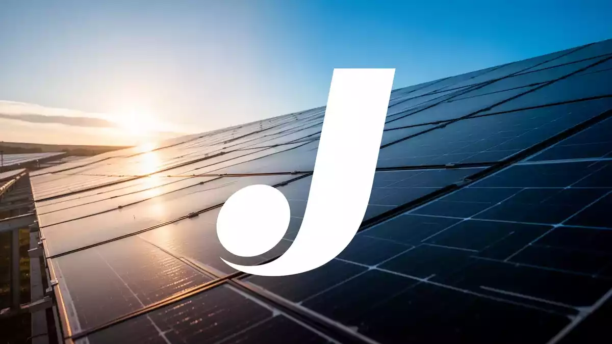 JinkoSolar übertrifft neue chinesische Effizienzstandards und baut Speichergeschäft aus