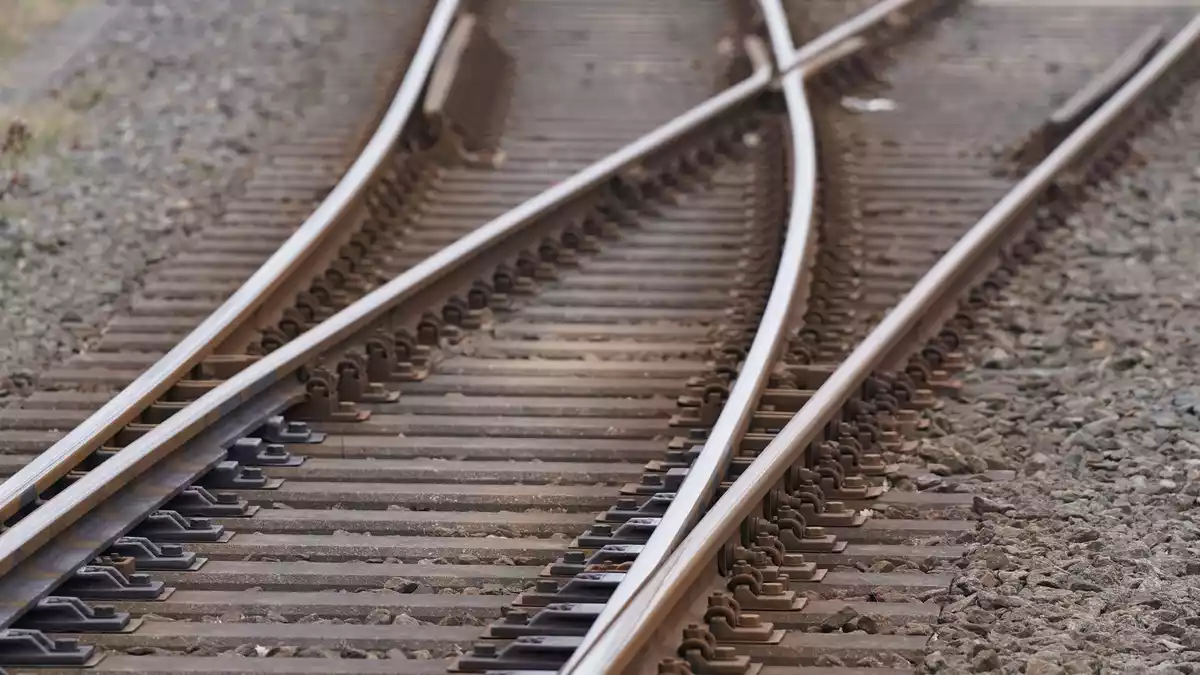 Unbekannte haben bei Backnang Kabel durchtrennt. (Symbolbild) - Bild: Marcus Brandt/dpa