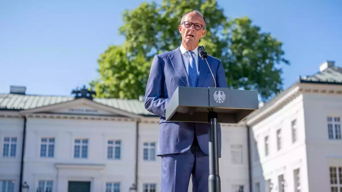 Das Bundeskabinett trifft sich im Schloss Neuhardenberg in Brandenburg. - Bild: Michael Kappeler/dpa