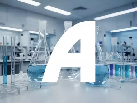 Moderne, sterile Laborumgebung mit biotechnologischer Forschungsausrüstung in professioneller, atmosphärischer Beleuchtung. - Foto: über boerse-global.de