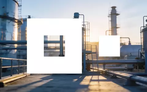Moderne Industrieanlage in der chemischen Produktion bei Sonnenaufgang. - Foto: über boerse-global.de