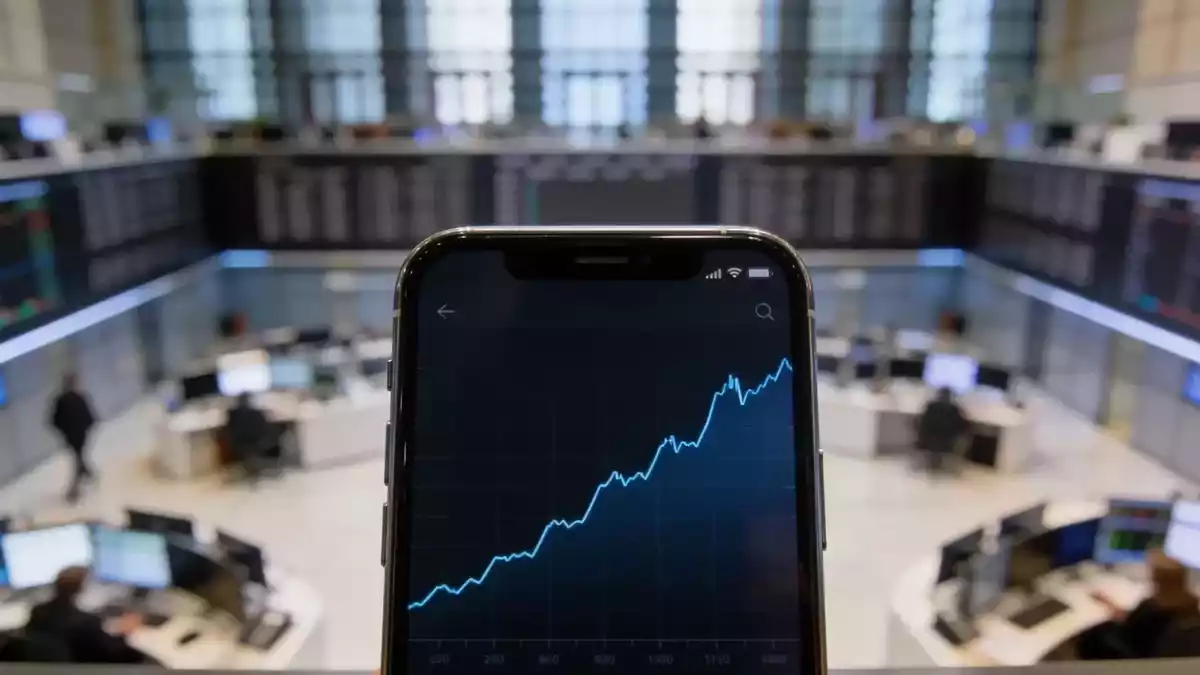 Vanguard Global Equity ETF Hits $75B as Fee Cuts Drive Record Inflows