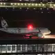 Mit einem Charterflugzeug hat die Bundespolizei ausreisepflichtige Afghanen in ihr Herkunftsland gebracht. - Bild: Sebastian Willnow/dpa