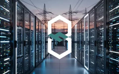 Moderne Rechenzentrum-Infrastruktur mit leuchtenden Server-Racks in einer industriellen Umgebung. - Foto: über boerse-global.de