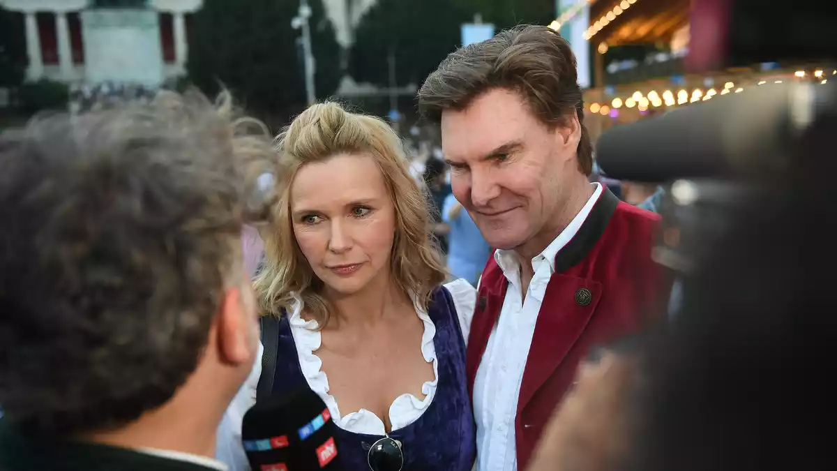 Haben sich entschieden, getrennte Wege zu gehen: Veronica Ferres und Carsten Maschmeyer (Archiv). - Bild: Felix Hörhager/dpa