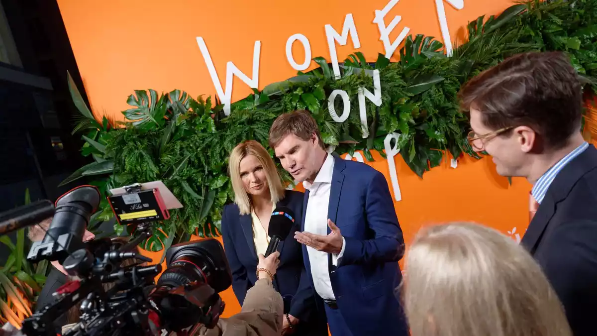 Veronica Ferres engagiert sich auch gesellschaftlich - unter anderem für Frauen-Empowerment. (Archivbild) - Bild: Henning Kaiser/dpa