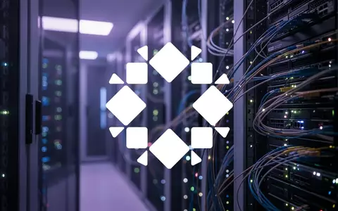 Abstrakte Darstellung eines modernen Rechenzentrums mit dramatischer Beleuchtung und Fokus auf technologische Volatilität. - Foto: über boerse-global.de