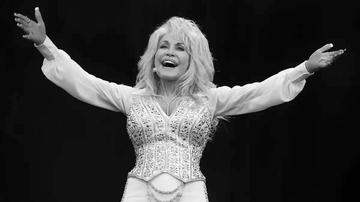 Bis zu ihrem Tod im Alter von 80 Jahren war Dolly Parton noch aktiv. (Archivbild)  - Bild: Will Oliver/epa/dpa