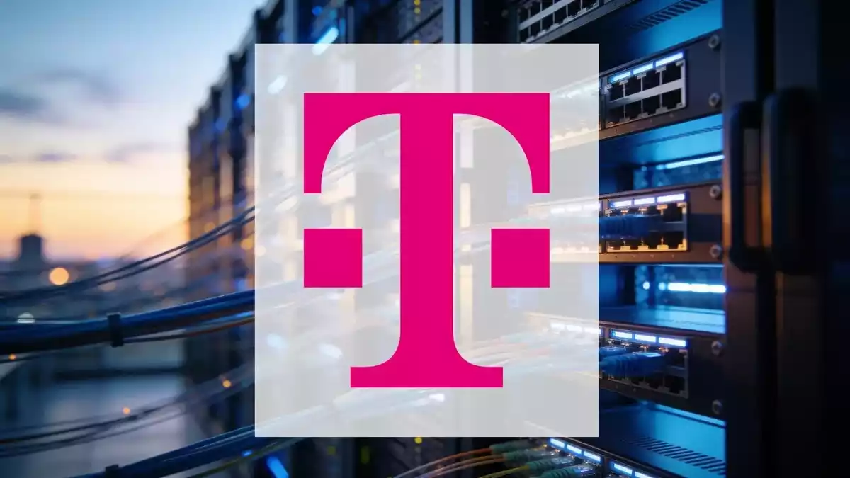 Deutsche Telekom Poland Fiber Deal Boosts Buyback, Stock Outlook
