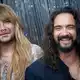 Die Tokio Hotel-Brüder Bill und Tom Kaulitz (v.l.n.r.) sind derzeit Sachsen-Anhalts wohl bekanntester Promi-Export. (Archivbild) - Bild: Sebastian Gollnow/dpa