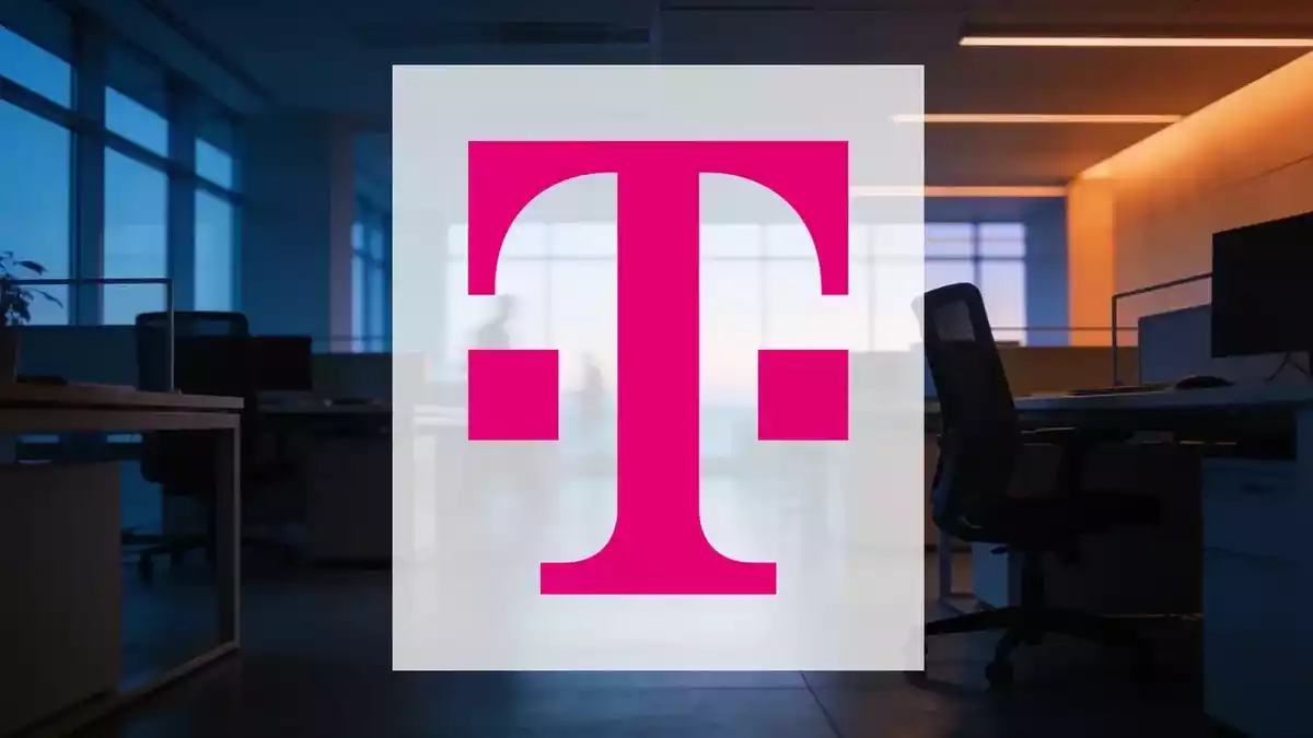 Deutsche Telekom Surges on €1B Polish Fiber Deal, Tops DAX Momentum
