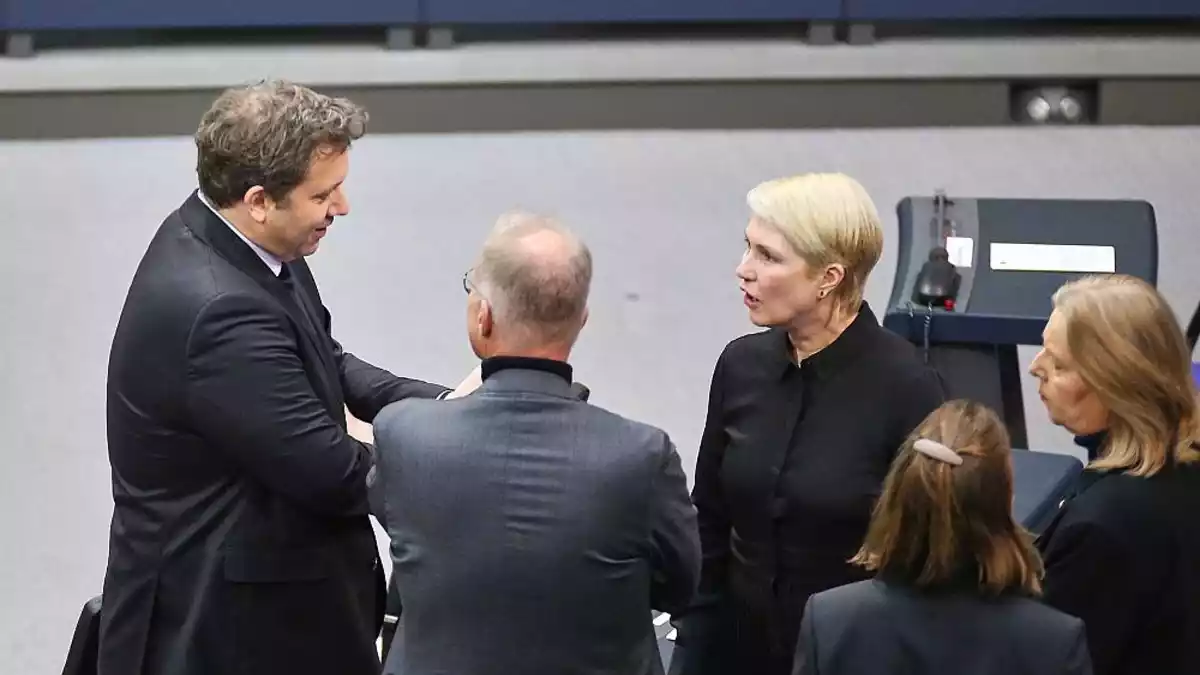 Schwesig stellt sich hinter SPD-Spitze