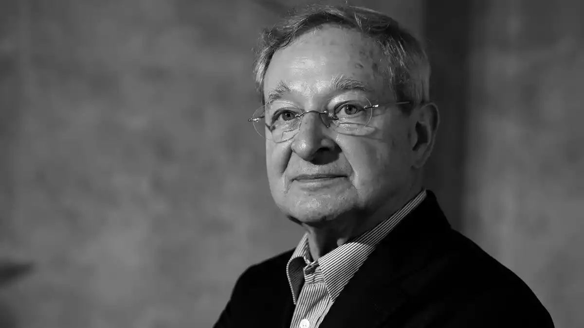 Der ungarische Schriftsteller Peter Nadas ist im Alter von 83 Jahren gestorben. (Archivbild)  - Bild: Carsten Koall/dpa