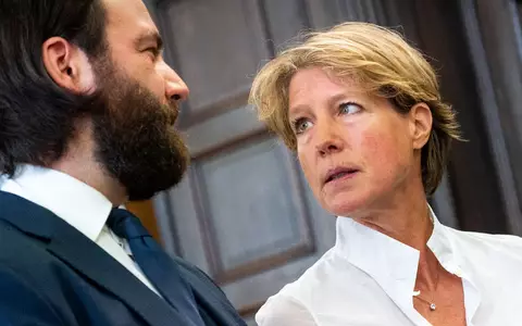 Ingo Bott ist der Verteidiger von Christina Block. - Foto: Daniel Bockwoldt/dpa-POOL/dpa