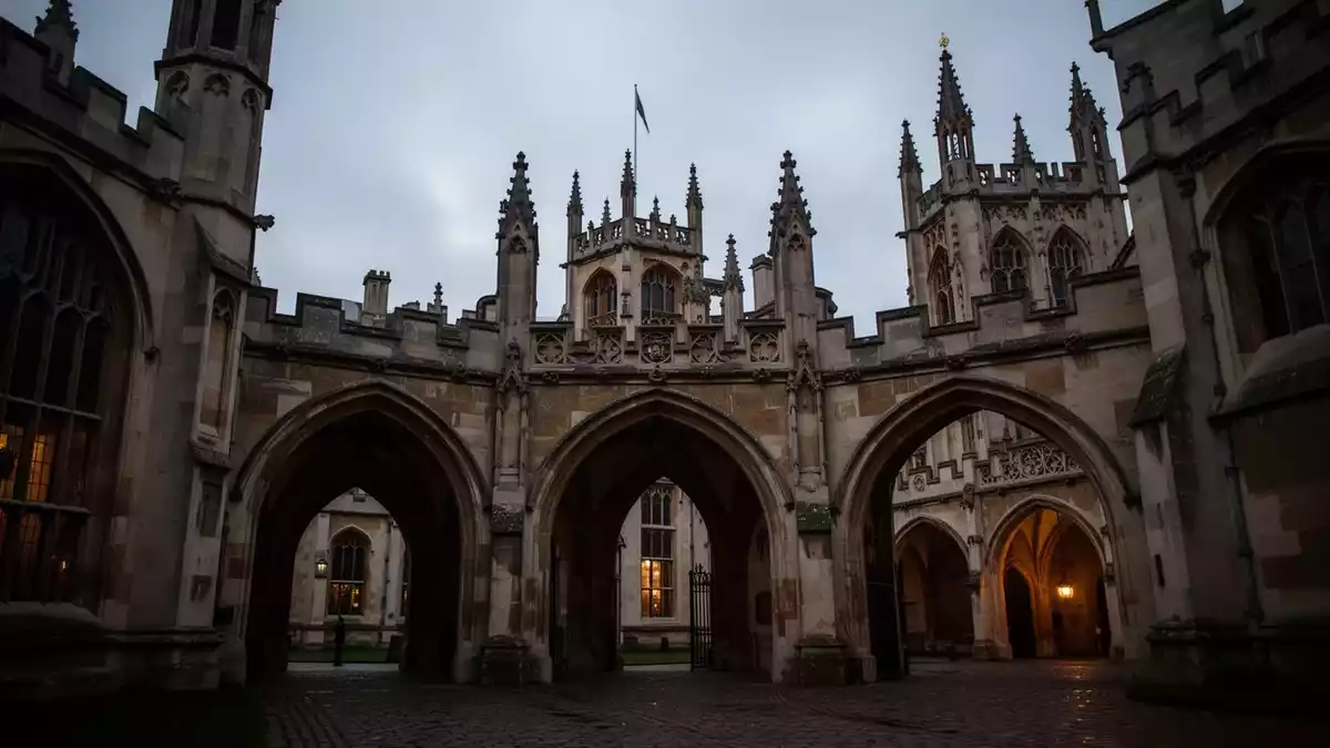 An inquest has opened into the death of Jason Arday, the former Cambridge University professor found unresponsive at his Battersea home earlier this month. The 41-year-old academic was discovered by…