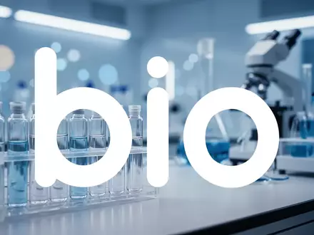 Abstrakte Darstellung eines modernen medizinischen Forschungslabors mit Fokus auf biotechnologische Innovation. - Foto: über boerse-global.de