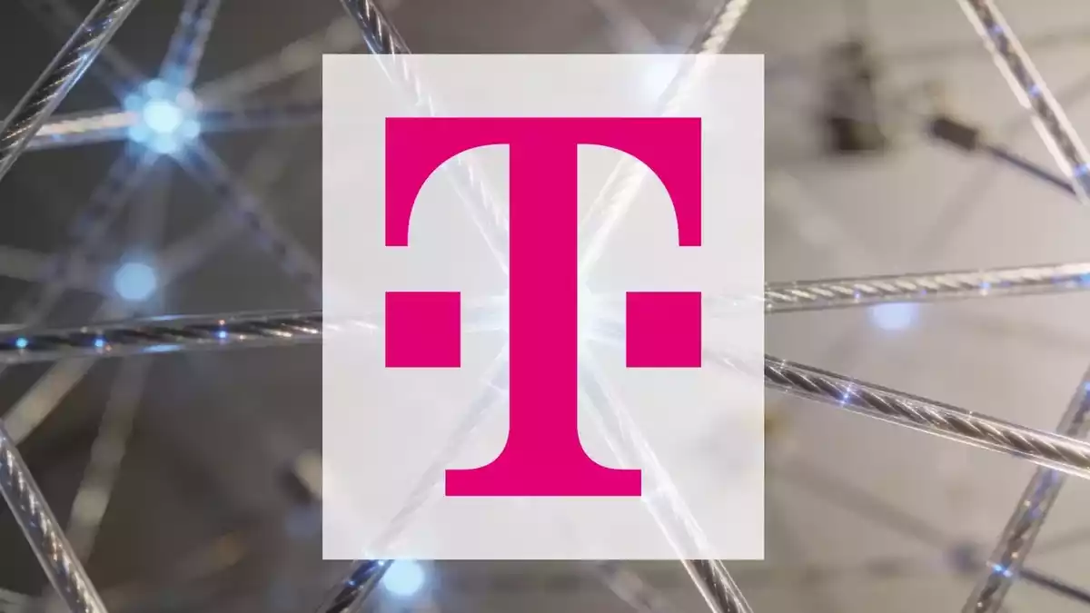Deutsche Telekom's €1B Polish Fibre Bet Amid Home Market Challenges