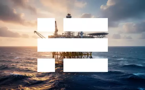Moderne Offshore-Ölplattform bei Sonnenaufgang auf dem offenen Ozean. - Foto: über boerse-global.de