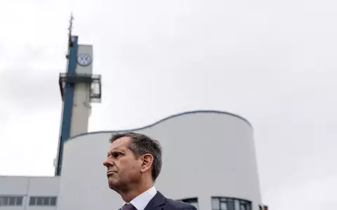 Niedersachsens Ministerpräsident Olaf Lies fordert vom VW-Vorstand eine klare Zukunftsperspektive.  - Foto: David Ebener/dpa