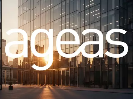 Abstrakte Darstellung eines modernen Bürogebäudes bei Sonnenuntergang als Symbol für den Versicherungssektor. - Foto: über boerse-global.de