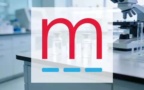 Moderne Laboreinrichtung mit medizinischen Geräten und Glasfläschchen in einer klinischen Umgebung. - Foto: über boerse-global.de