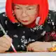 Die japanische Künstlerin Yayoi Kusama ist im Alter von 97 Jahren in Tokio gestorben. (Archivbild) - Bild: Itsuo Inouye/AP/dpa