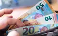 Seit mehreren Quartalen steigen die Löhne in Deutschland schneller als die Inflation. Das ist gut für die Kaufkraft der Menschen. (Symbolbild) - Foto: Monika Skolimowska/dpa-Zentralbild/dpa