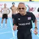 Sawang Janpram hält sich mit regelmäßigen Spaziergängen fit. Zudem treibt er mehrfach die Woche Sport. - Bild: -/YNA/dpa