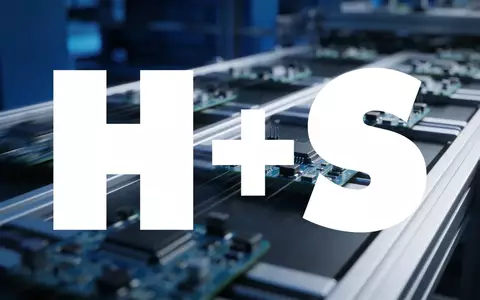 Abstrakte Darstellung industrieller Fertigung und technologischer Expansion durch eine Firmenübernahme. - Foto: über boerse-global.de