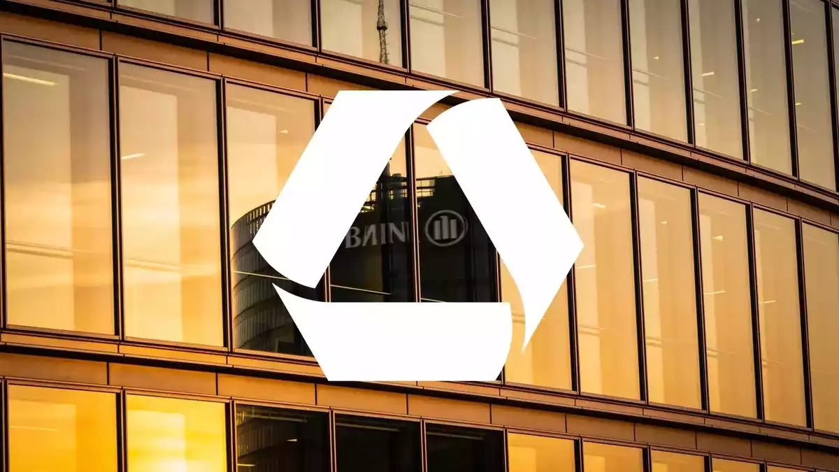 Commerzbank Faces Cum-Ex Charges as UniCredit Stake Nears 50%