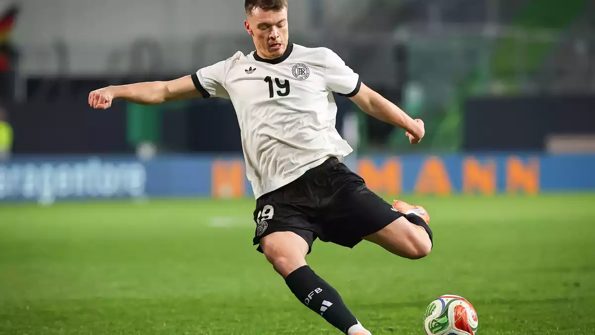 Der neue Stuttgarter Torjäger ist auch ein heißer Kandidat für Bundestrainer Jürgen Klopp. (Archivbild) - Bild: Daniel Karmann/dpa
