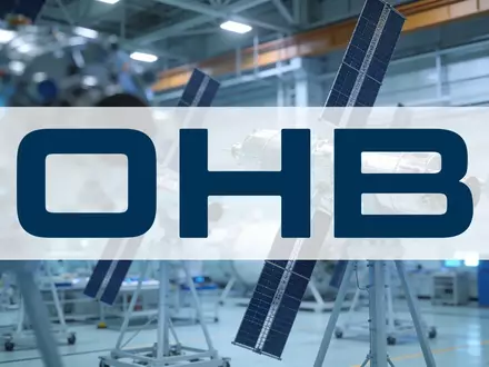Abstrakte Darstellung einer modernen Luft- und Raumfahrttechnologie in einer professionellen Industrieumgebung. - Foto: über boerse-global.de