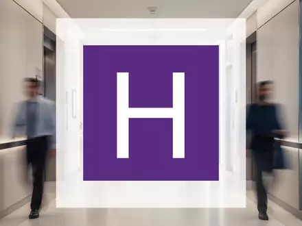 Moderne, helle Architektur in einer Gesundheitseinrichtung mit professioneller, atmosphärischer Beleuchtung. - Foto: über boerse-global.de