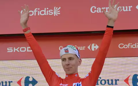 Tadej Pogacar dominiert die Vuelta. (Archivbild) - Foto: Philippe Magoni/AP/dpa