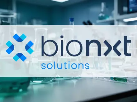 Abstrakte Darstellung eines modernen biotechnologischen Labors mit Fokus auf medizinische Innovation und Fortschritt. - Foto: über boerse-global.de