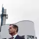 Niedersachsens Ministerpräsident Olaf Lies fordert vom VW-Vorstand eine klare Zukunftsperspektive.  - Bild: David Ebener/dpa