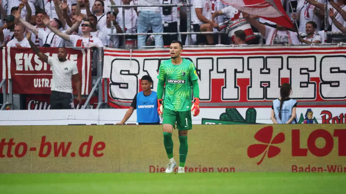 Patzte beim 1:1 der Schotten: SC-Neuzugang Mio Backhaus. - Bild: Philipp von Ditfurth/dpa