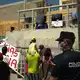 Die Lage in Ceuta bleibt angespannt. (Archivbild) - Bild: Sven Kaeuler/dpa
