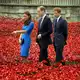 Früher waren sie oft gemeinsam zu sehen: Kate (links), Prinz William (Mitte) und Prinz Harry (rechts). (Archivfoto) - Bild: John Stillwell/PA Wire/dpa
