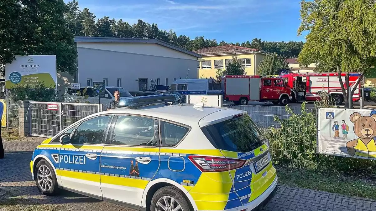 Trauer nach Schießerei an Brandenburger Schule mit 2 Toten