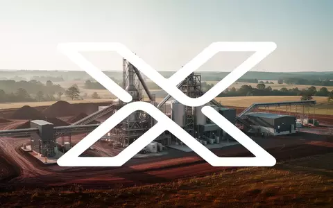Moderne industrielle Anlage in einer weitläufigen Landschaft als Symbol für nachhaltige Rohstoffgewinnung und Wirtschaft - Foto: über boerse-global.de
