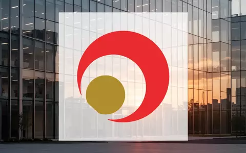 Abstrakte Darstellung eines modernen Bürogebäudes im goldenen Licht, symbolisch für institutionelle Investitionen. - Foto: über boerse-global.de