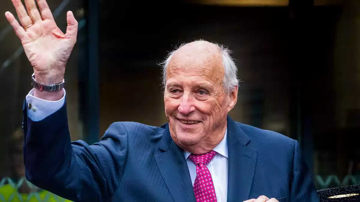 Harald V. war bei den Norwegerinnen und Norwegern höchst beliebt. (Archivbild) - Bild: Terje Pedersen/NTB/dpa
