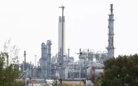 Die seit Jahren krisengeplagte deutsche Chemiebranche profitiert ohne eigenes Zutun von den Folgen des Irankriegs. (Symbolbild) - Foto: Florian Wiegand/dpa