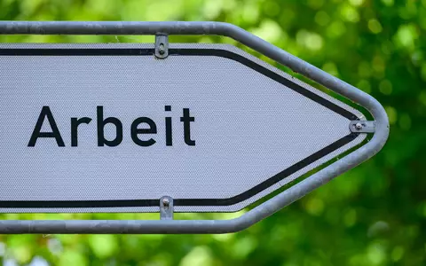 Die Chancen für Arbeitslose, eine neue Beschäftigung zu finden, sind nach Einschätzung der Bundesagentur zurzeit historisch schlecht. (Symbolbild) - Foto: Patrick Pleul/dpa