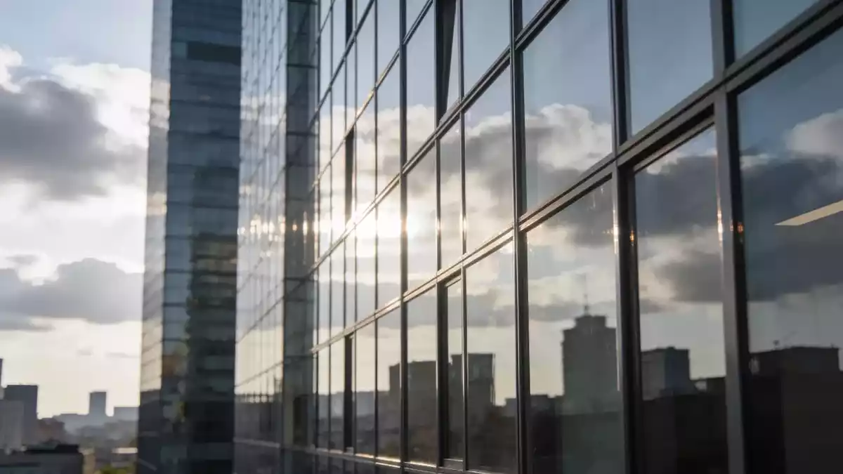 XRP Price Flat as Ripple Expands Derivatives, Plans Nasdaq Treasury Vehicle